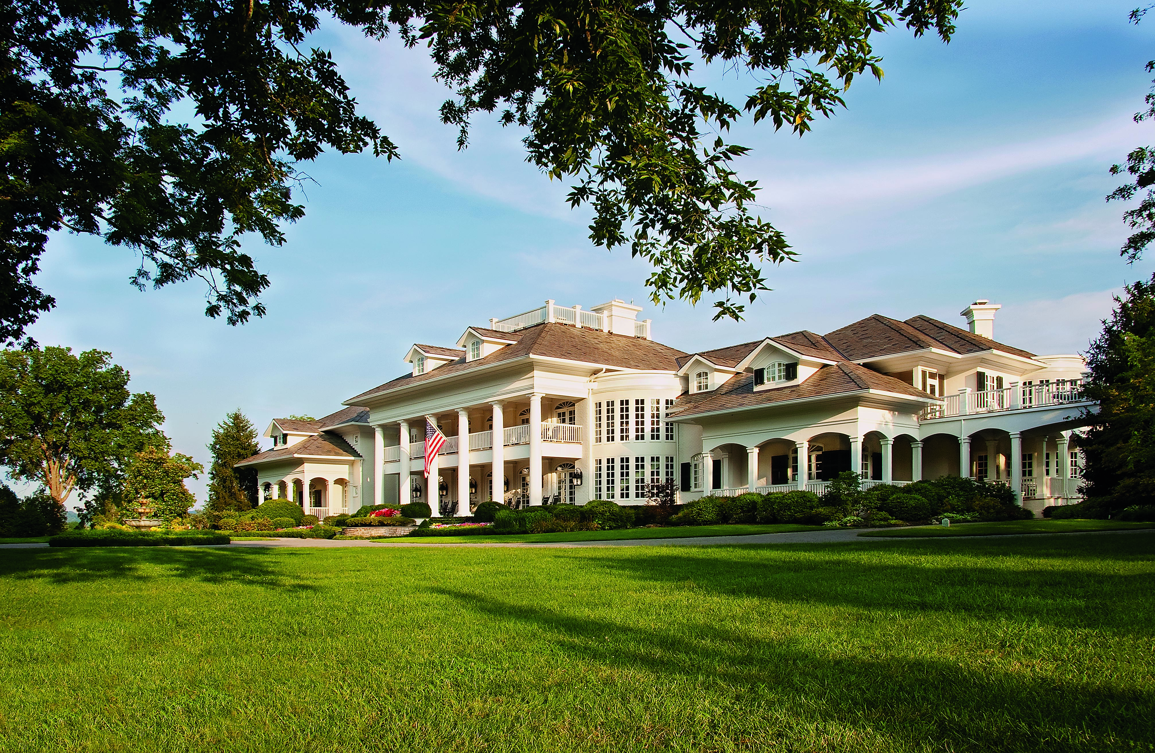 Significant Sale: Alan Jackson’s Sweetbriar Estate in Franklin, Tennessee
